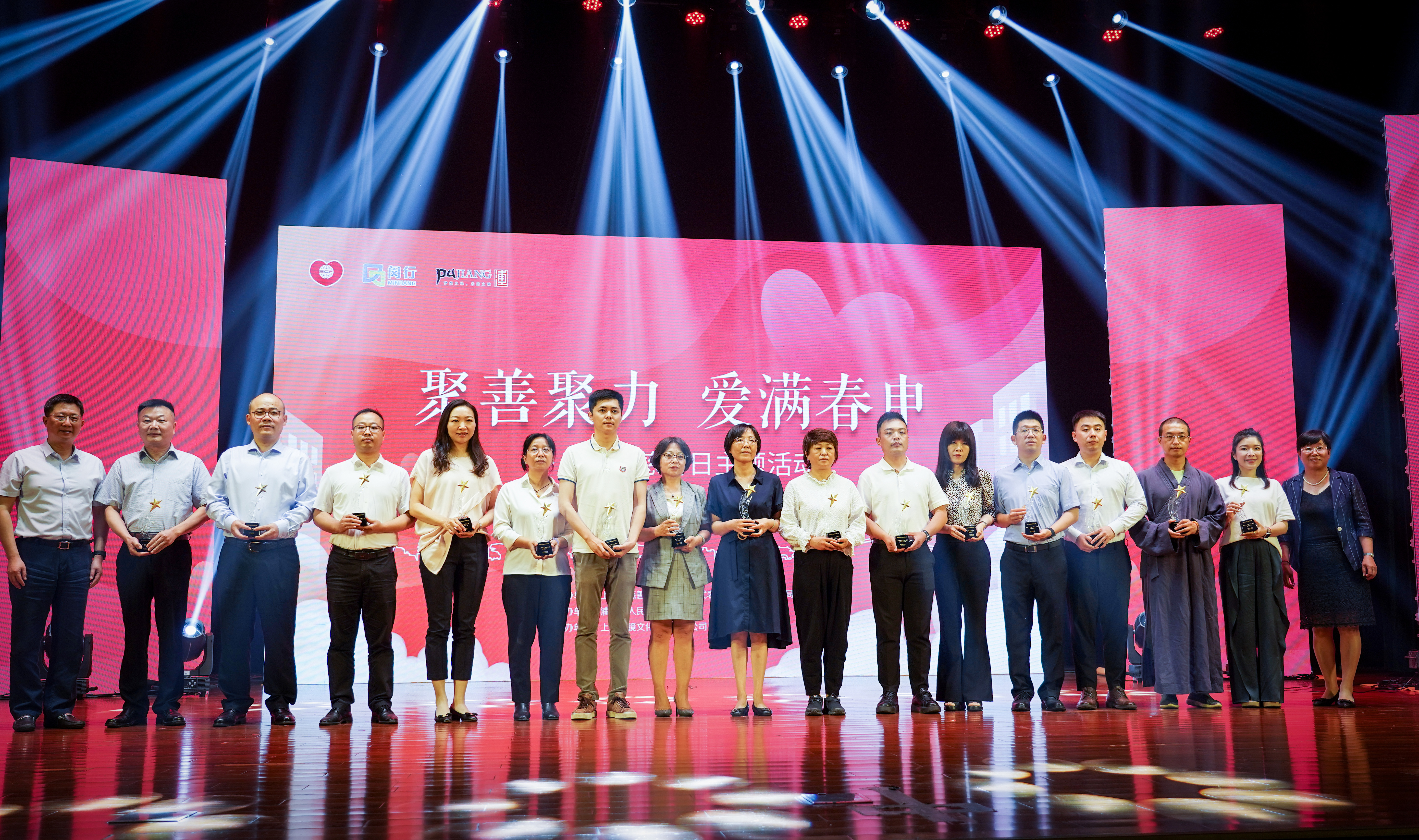 �ػ�б����Ϊ�����С���K1�����ٴλ�á��ֽ������֮�ǡ������ƺ�(ͼ3)