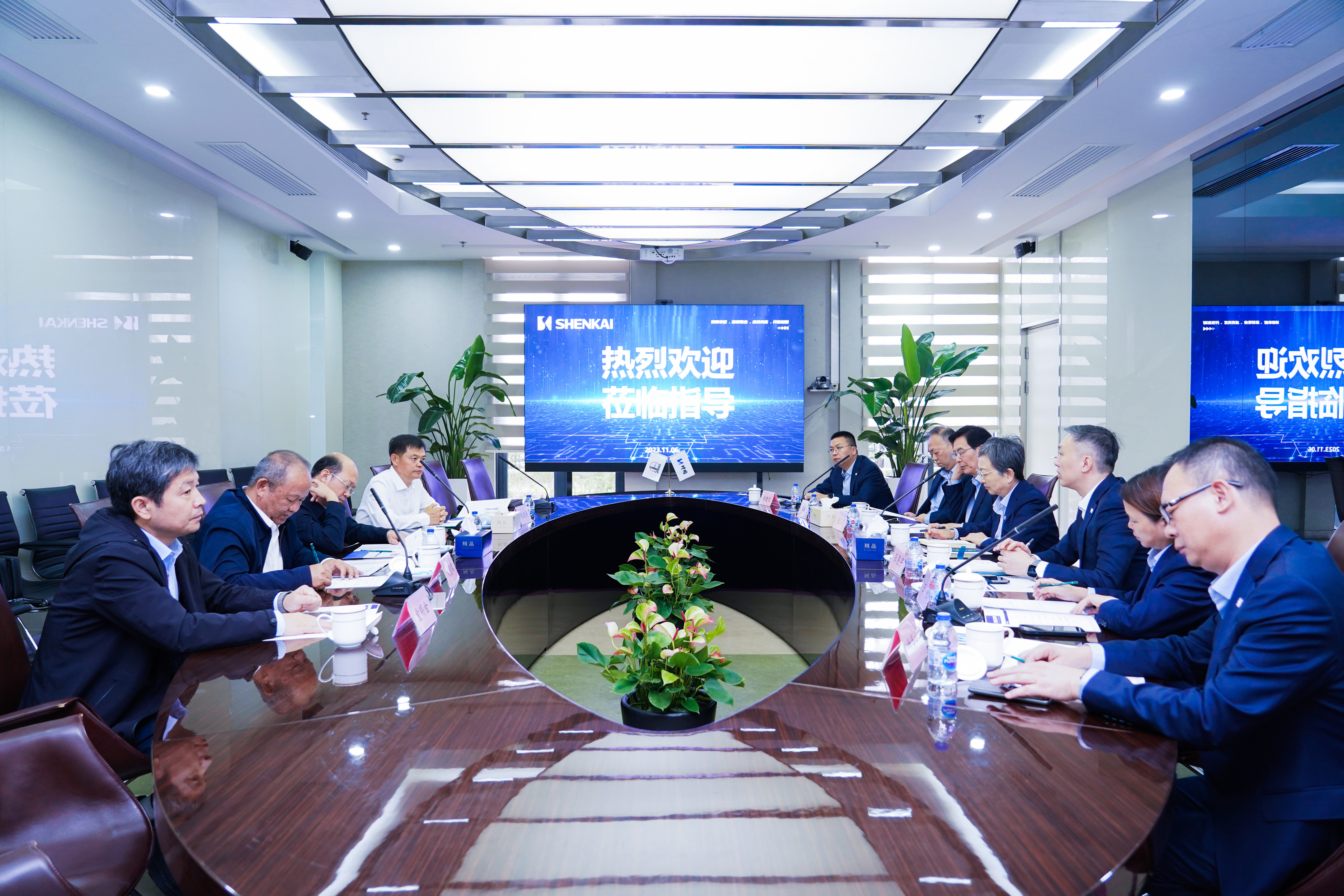 �й�ʯ���������ѡ��Ž���һ��ݰ��K1�������п���(ͼ1)